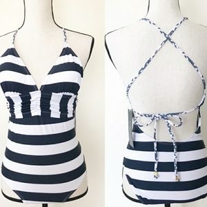 Navy stripped swimsuit